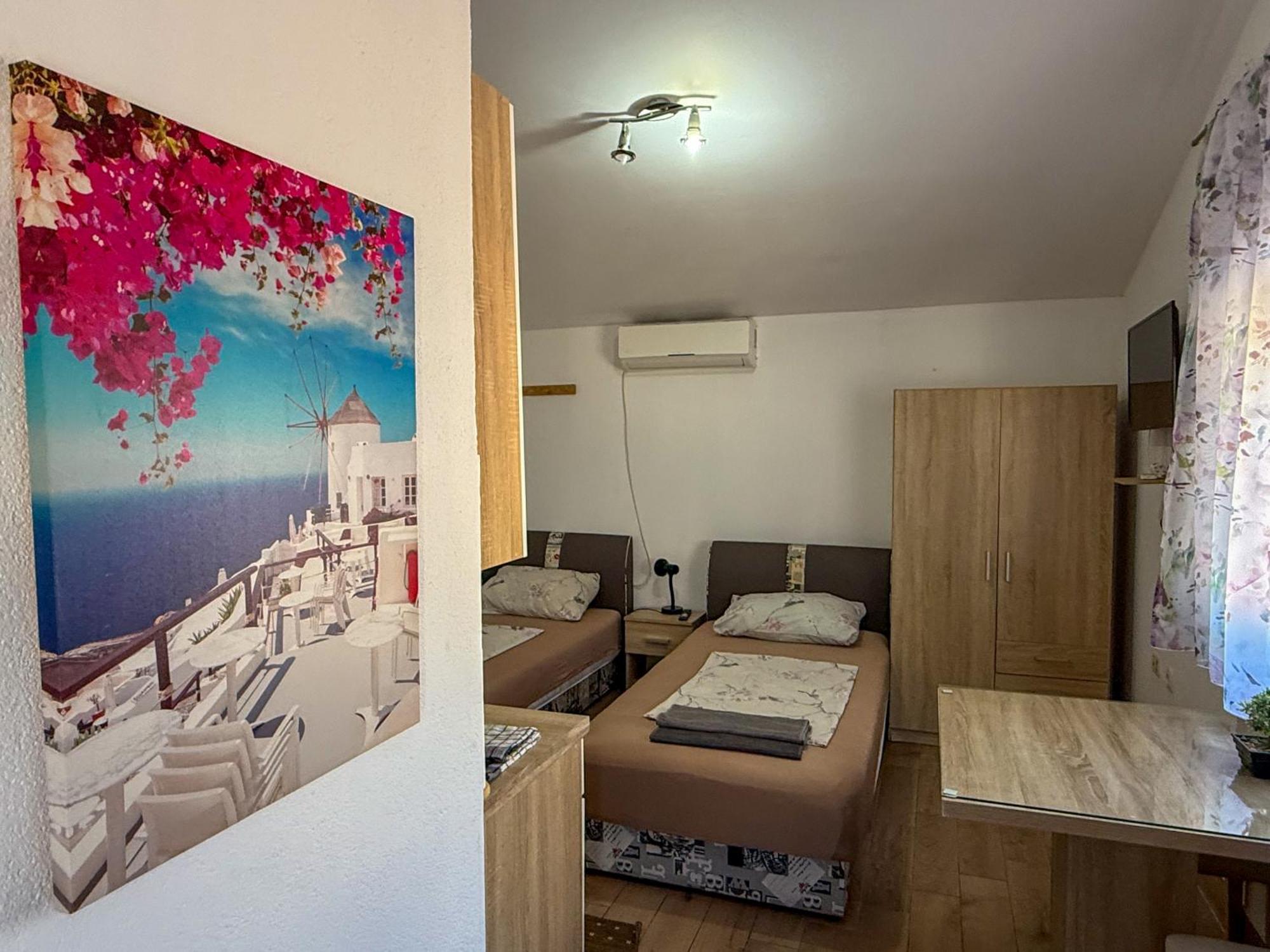 Apartman Meghan プーラ エクステリア 写真