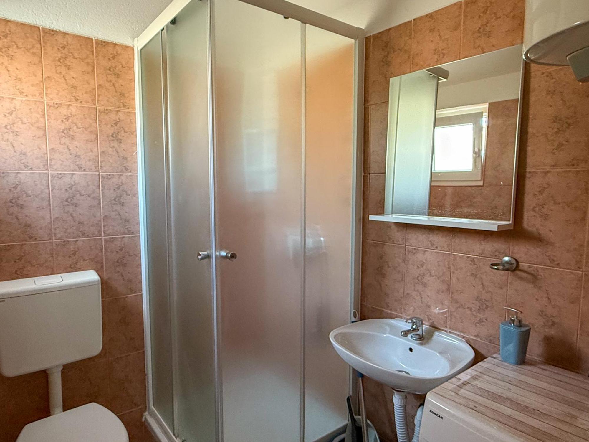 Apartman Meghan プーラ エクステリア 写真